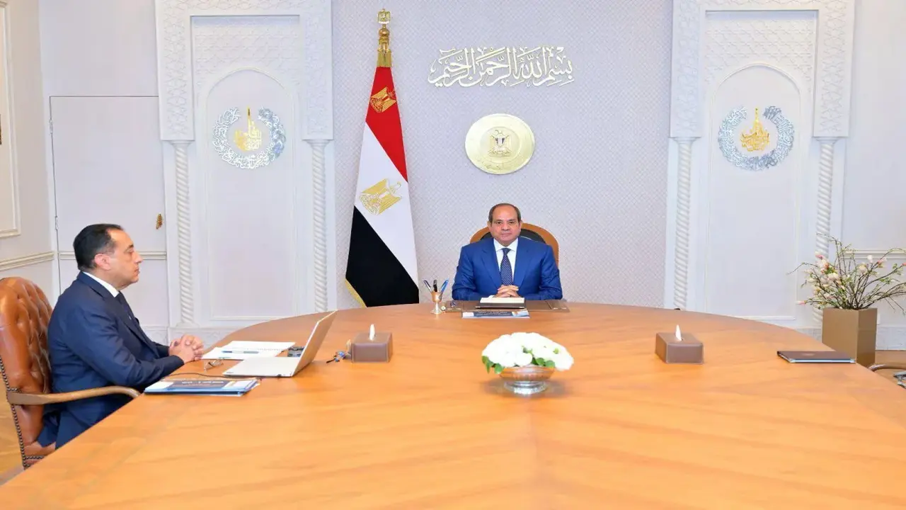 تحركات مصرية مكثفة لتأمين احتياجاتها من السلع الاستراتيجية وسط اضطرابات المنطقة الحالية